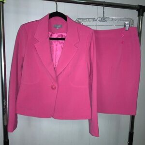 Cass pink skirt suit Sz M single button jacket straight skirt